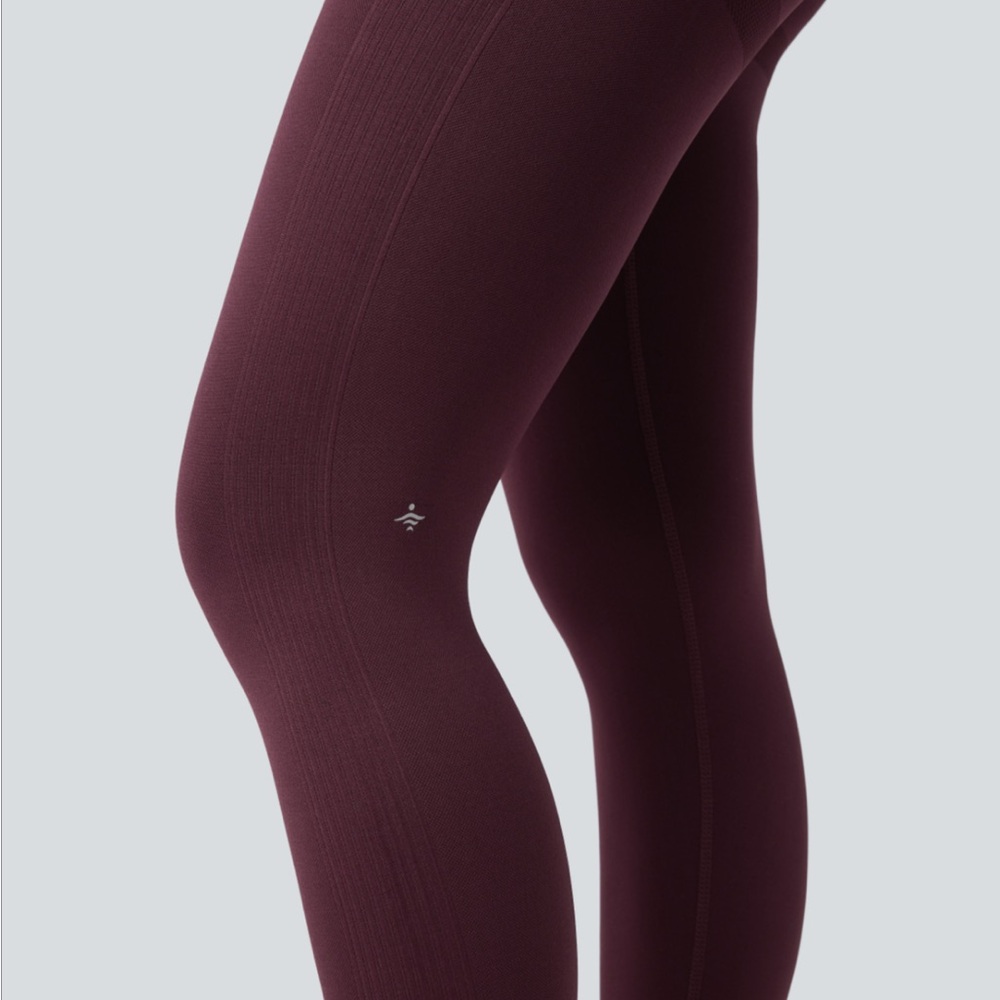 HALARA Seamless Flow Twisted Backless Sleeveless … - image 7